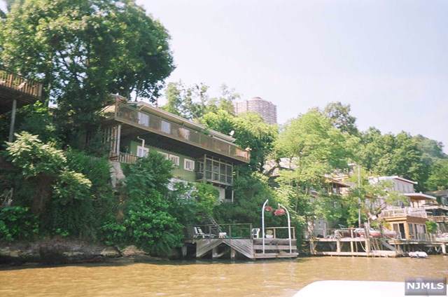 11 Shore Road - Photo 1