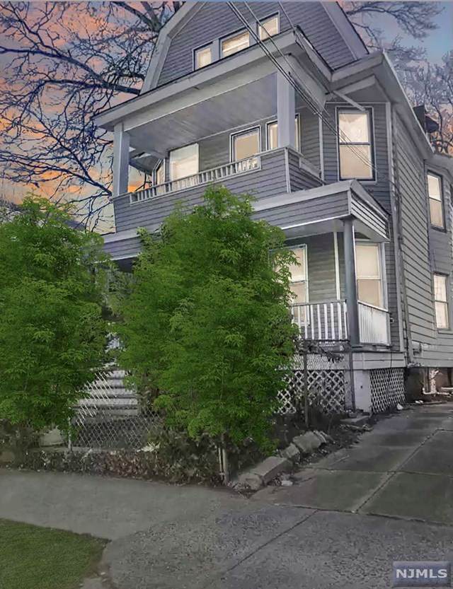 768 12th Street - Photo 1