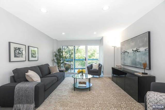 310 Livingston Court - Photo 1