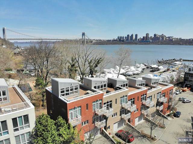 10 Vela Way - Photo 1
