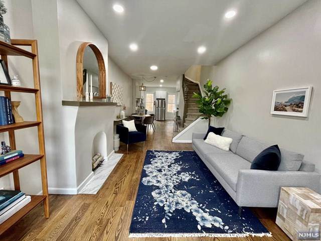 101 Clerk Street - Photo 1