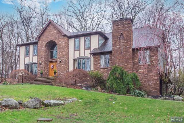 15 Wood Chase Lane - Photo 1