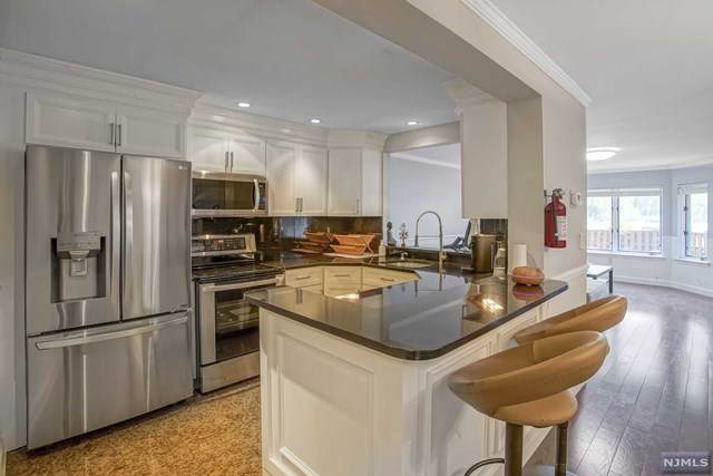 79 Independence Way - Photo 1
