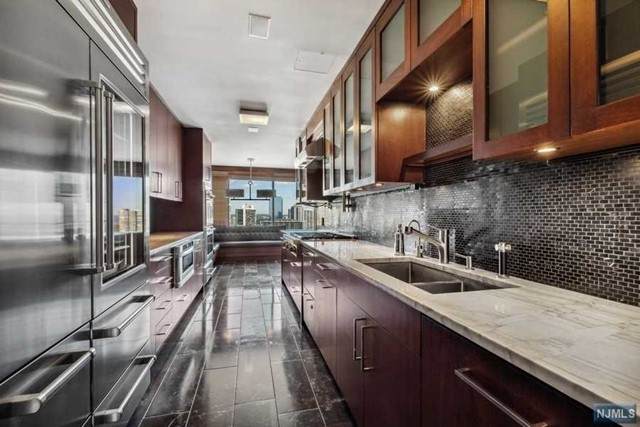 5 Horizon Road - Photo 1