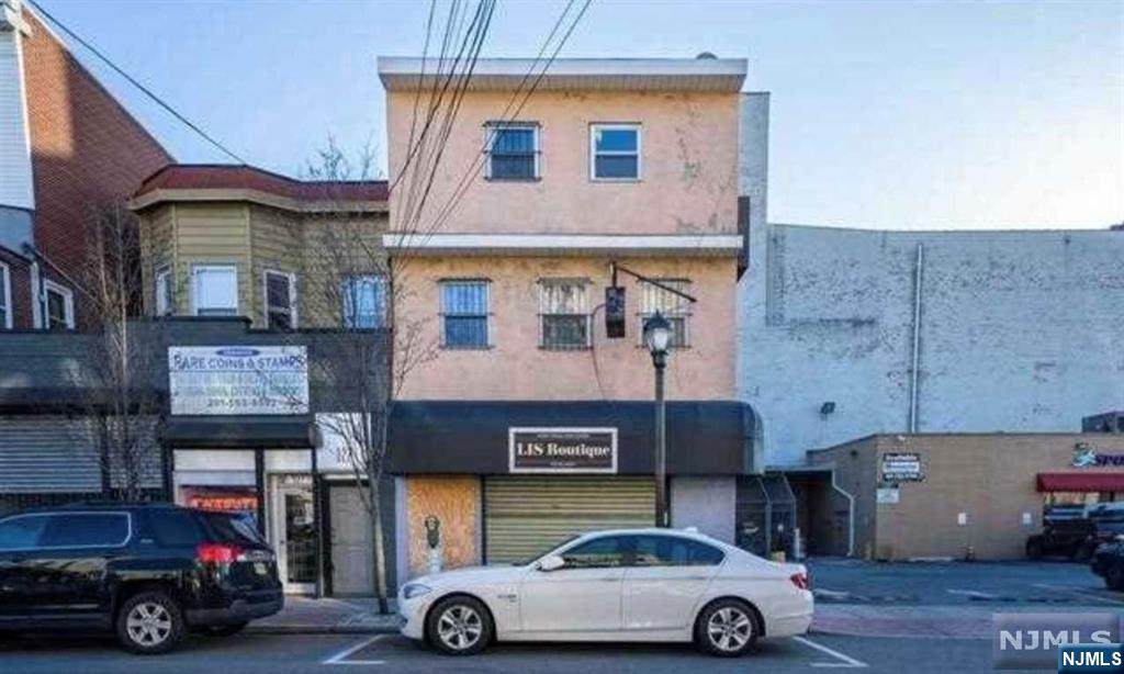 329 48th Street - Photo 1