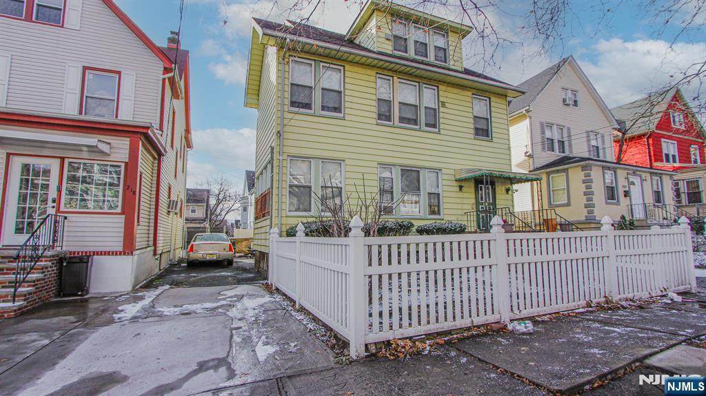 222 Weequahic Avenue - Photo 1