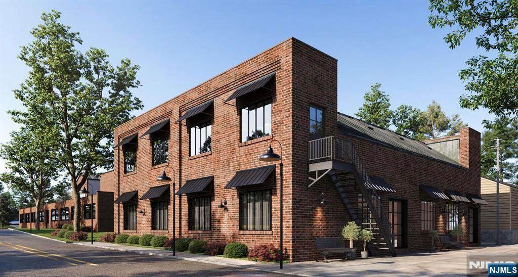 84 Herbert Avenue - Photo 1