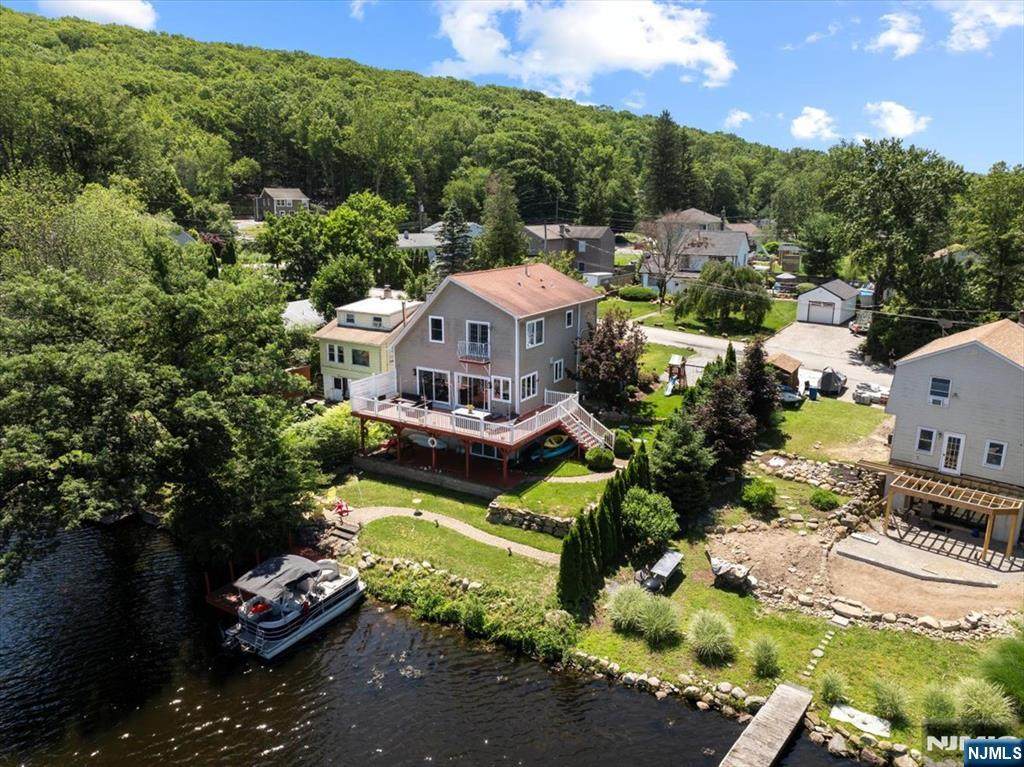 10 Emerson Road - Photo 1