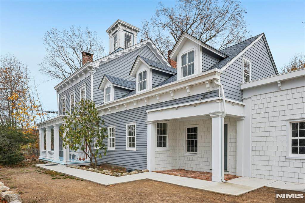 142 Island Road - Photo 1