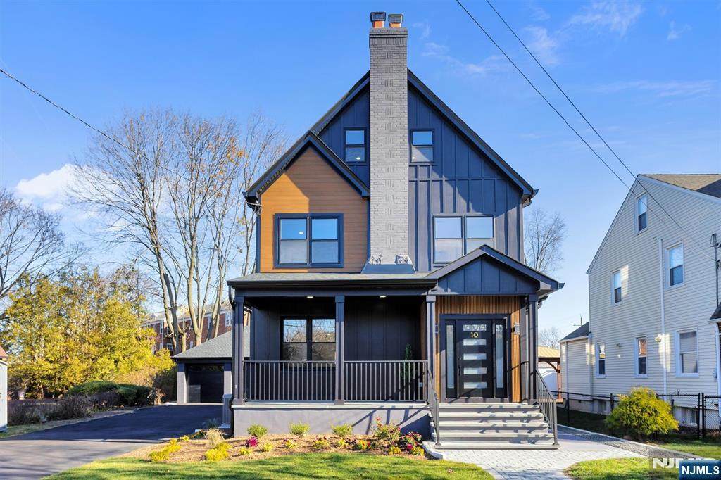 10 Marilyn Place - Photo 1