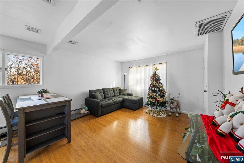 599 Harrison Avenue - Photo 1