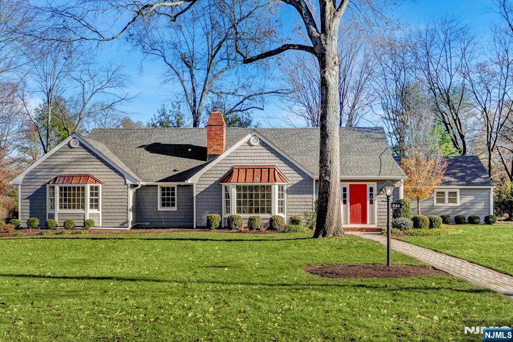 632 Fairview Place - Photo 1