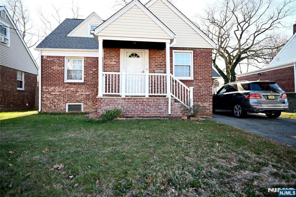 108 Pehle Avenue - Photo 1