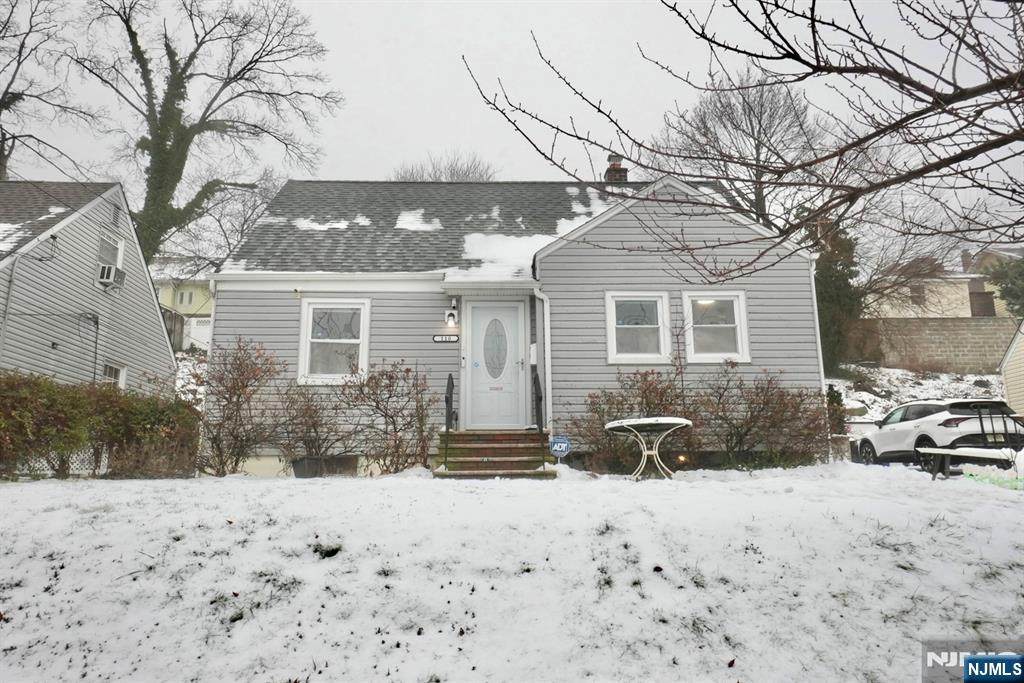 110 Nolton Street - Photo 1