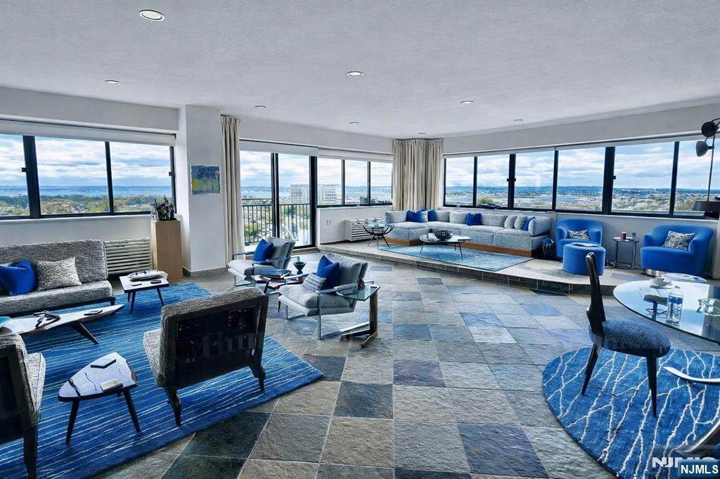 55 Ocean Avenue - Photo 1