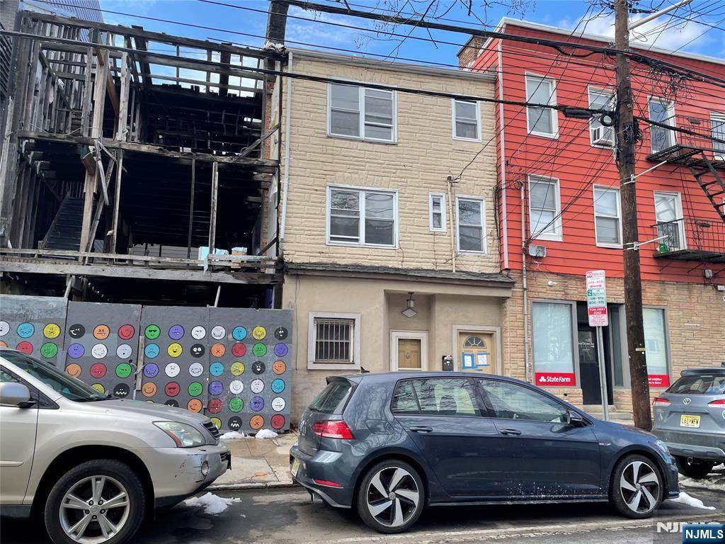 417 Monmouth Street - Photo 1