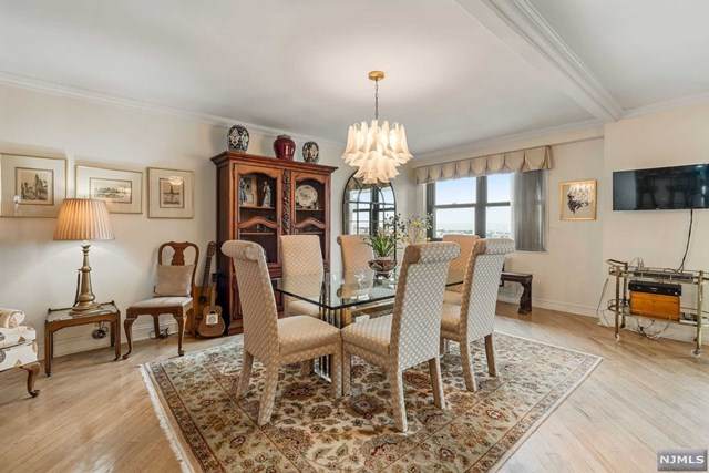 7855 Boulevard East - Photo 1