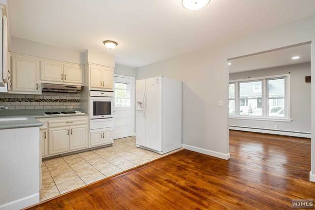 137 Summit Avenue - Photo 1