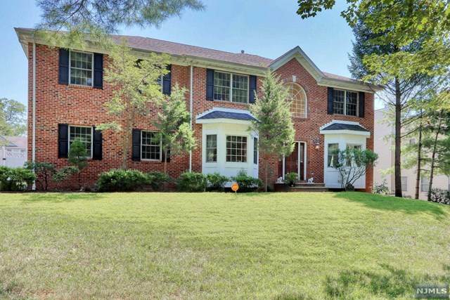 375 Mountain Avenue - Photo 1