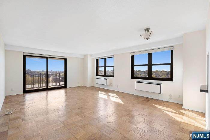7855 Boulevard East - Photo 1