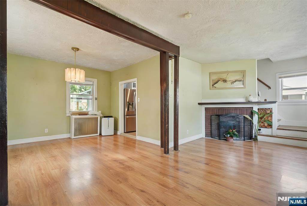 800 Grand Avenue - Photo 1