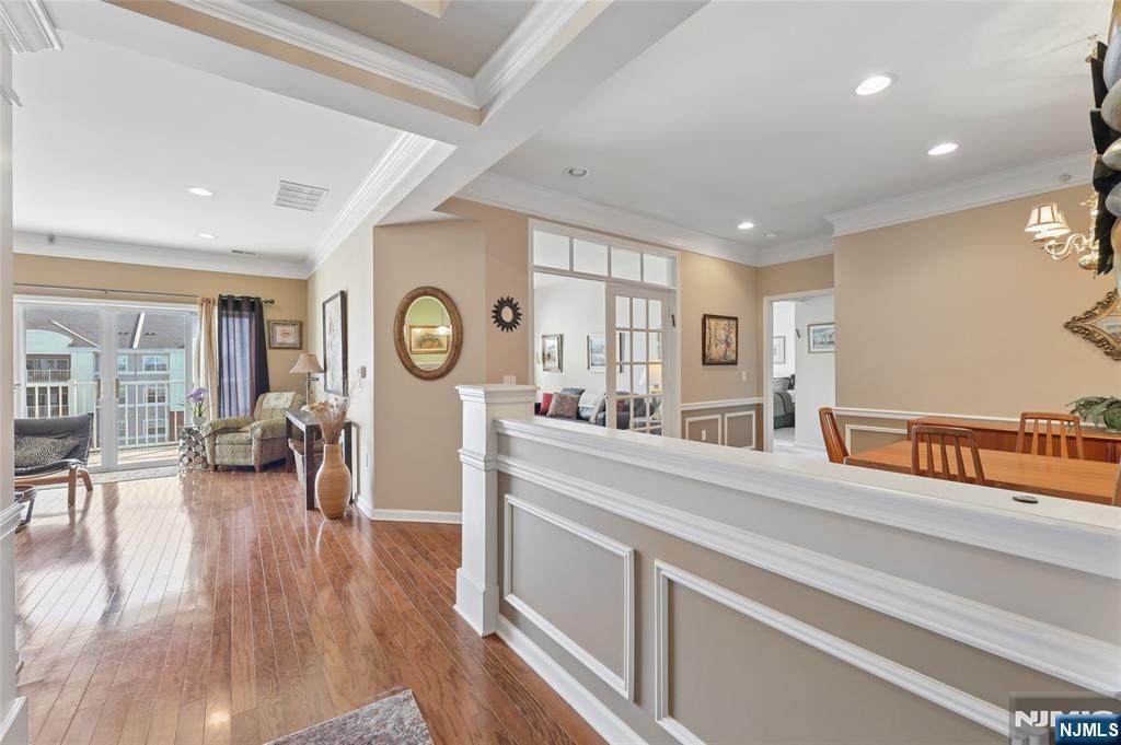 9402 Warrens Way - Photo 1