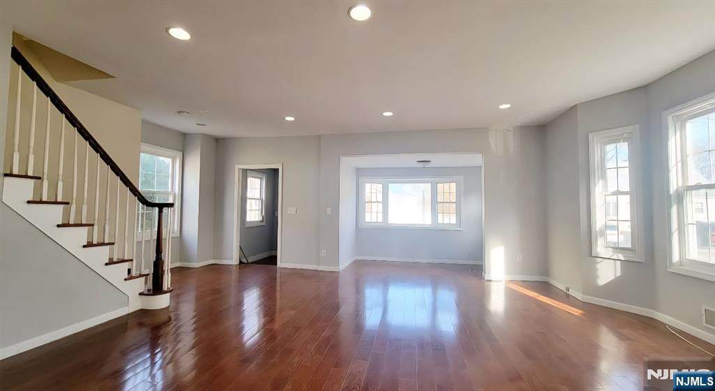 96 Westside - Photo 1