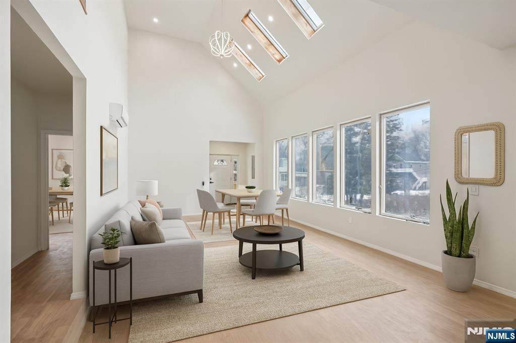 109 Monmouth Avenue - Photo 1