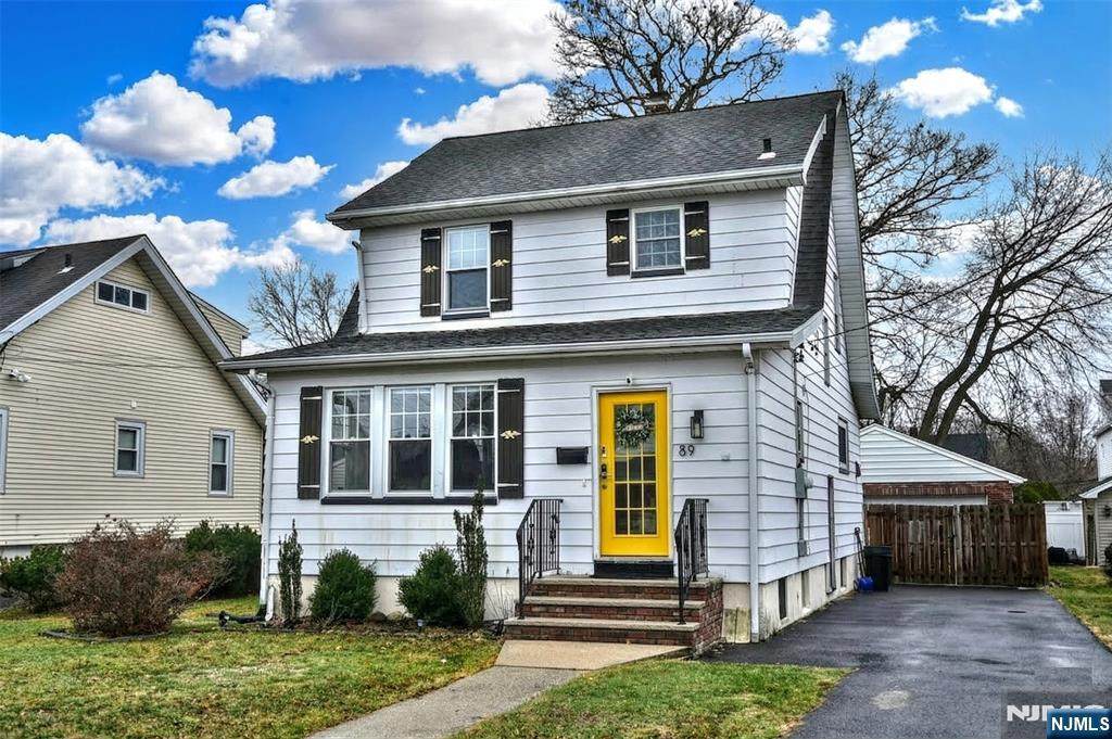 89 Forest Place - Photo 1