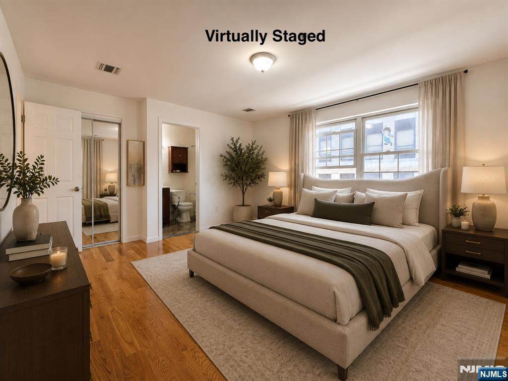 135 38th - Photo 1