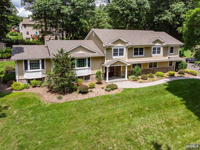 18 Sylvia Court - Photo 1