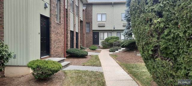 1-15 Coles Avenue - Photo 1