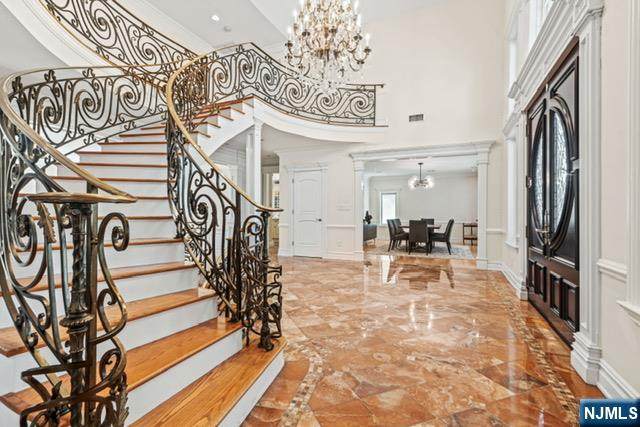 512 Winterburn Grove - Photo 1