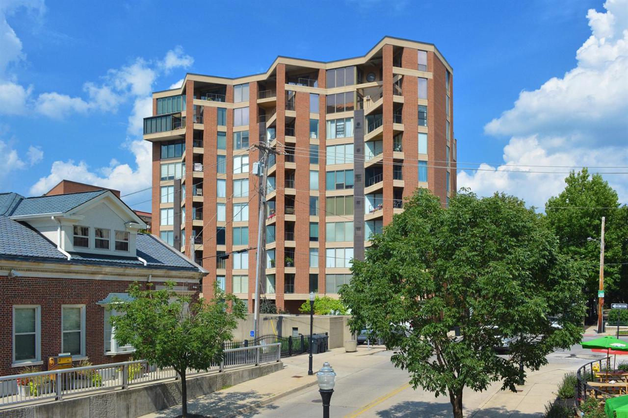 100 Riverside Place - Photo 1