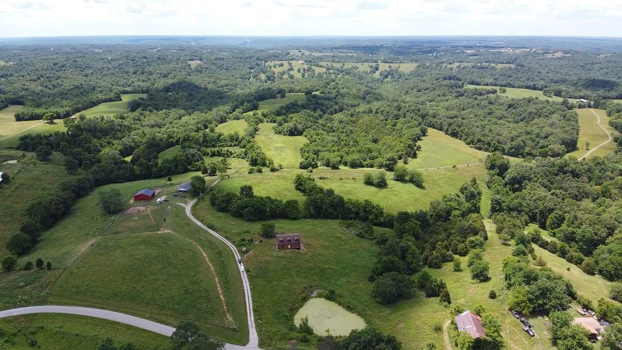 3165 Squiresville Rd - Photo 1