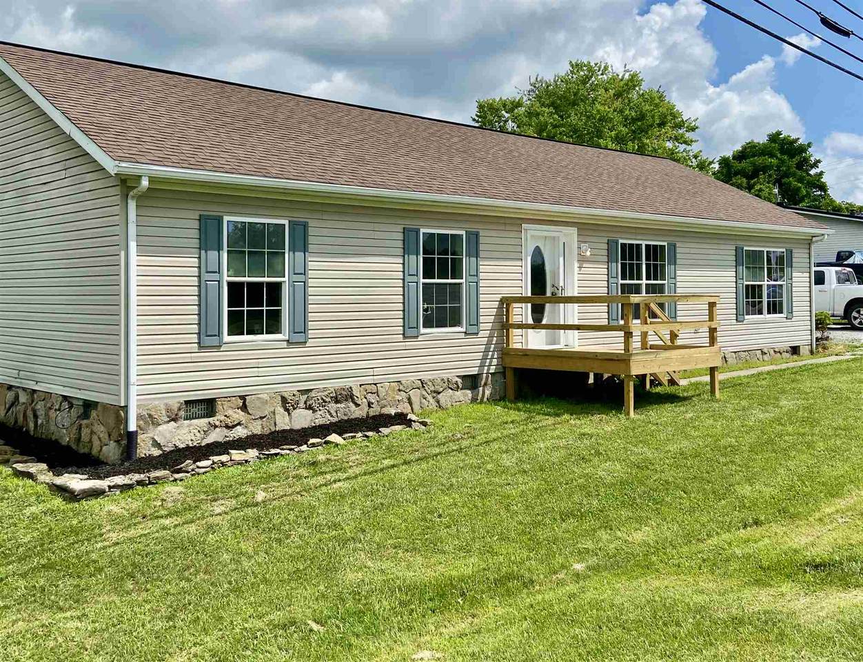 2195 Ky Highway 16 - Photo 1