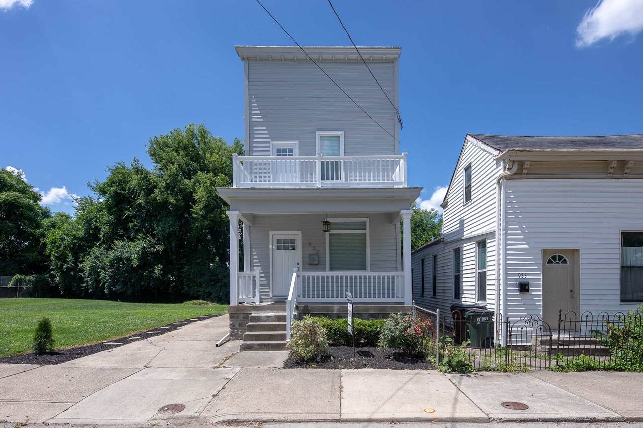 937 Philadelphia Street - Photo 1