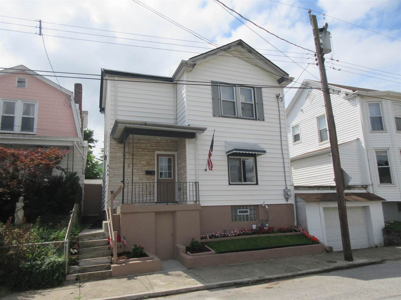 604 3rd - Photo 1