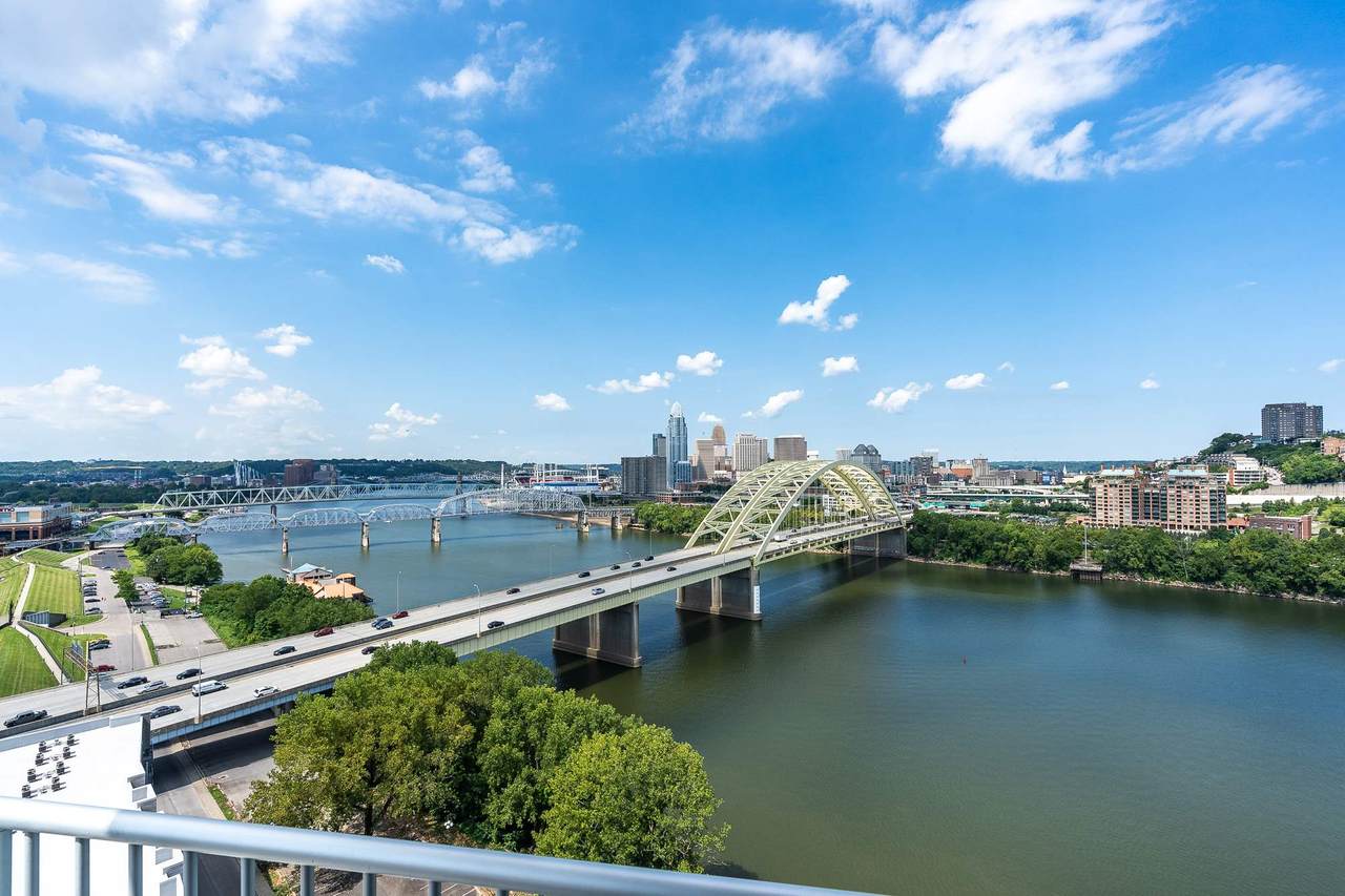 400 Riverboat Row - Photo 1