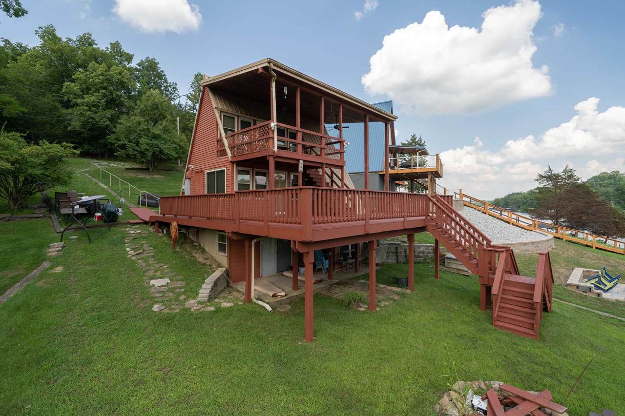 350 Price Hill Drive - Photo 1