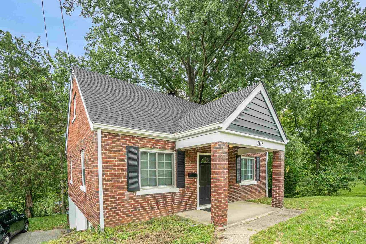 1412 Sleepy Hollow Road - Photo 1
