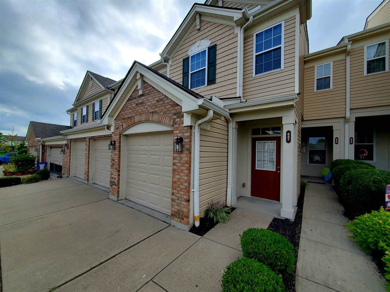 657 Radnor Lane - Photo 1