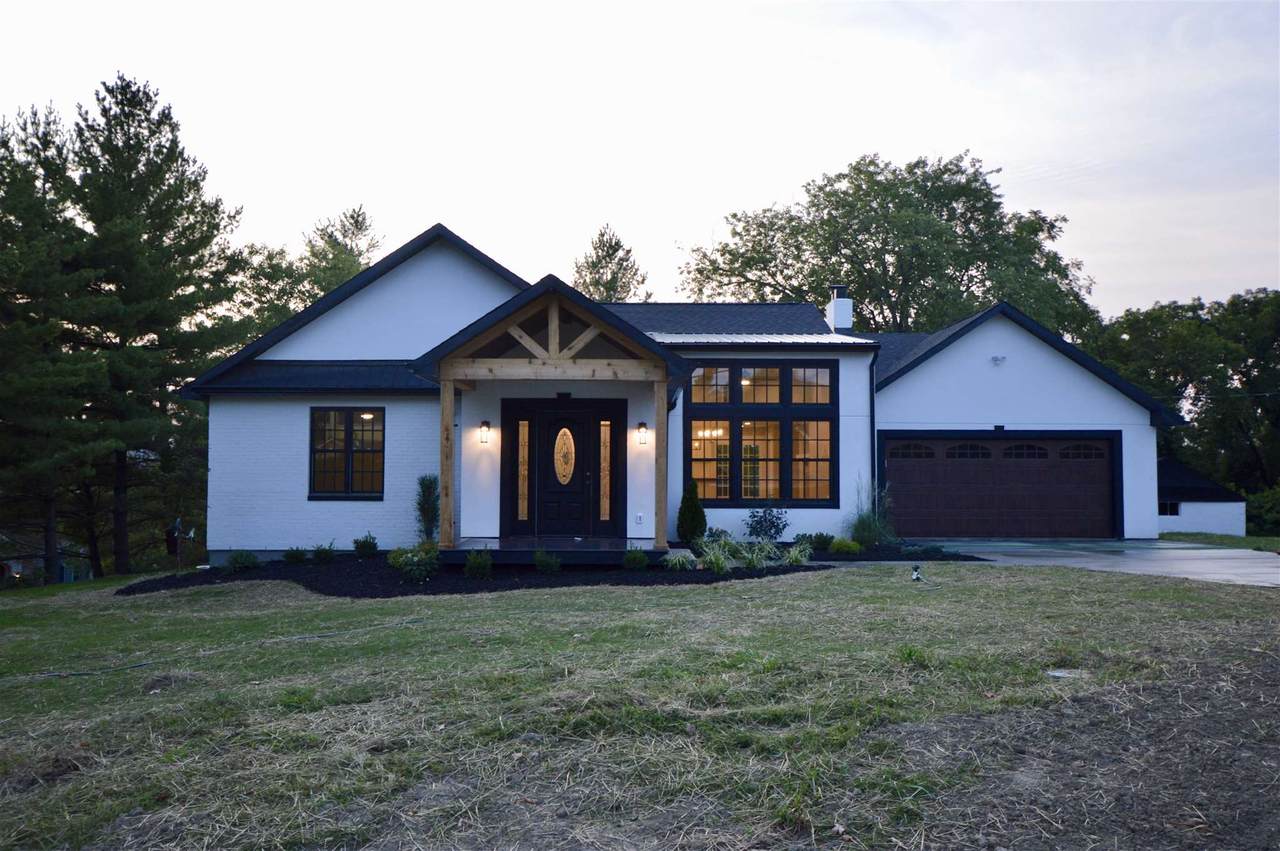 694 Dudley - Photo 1