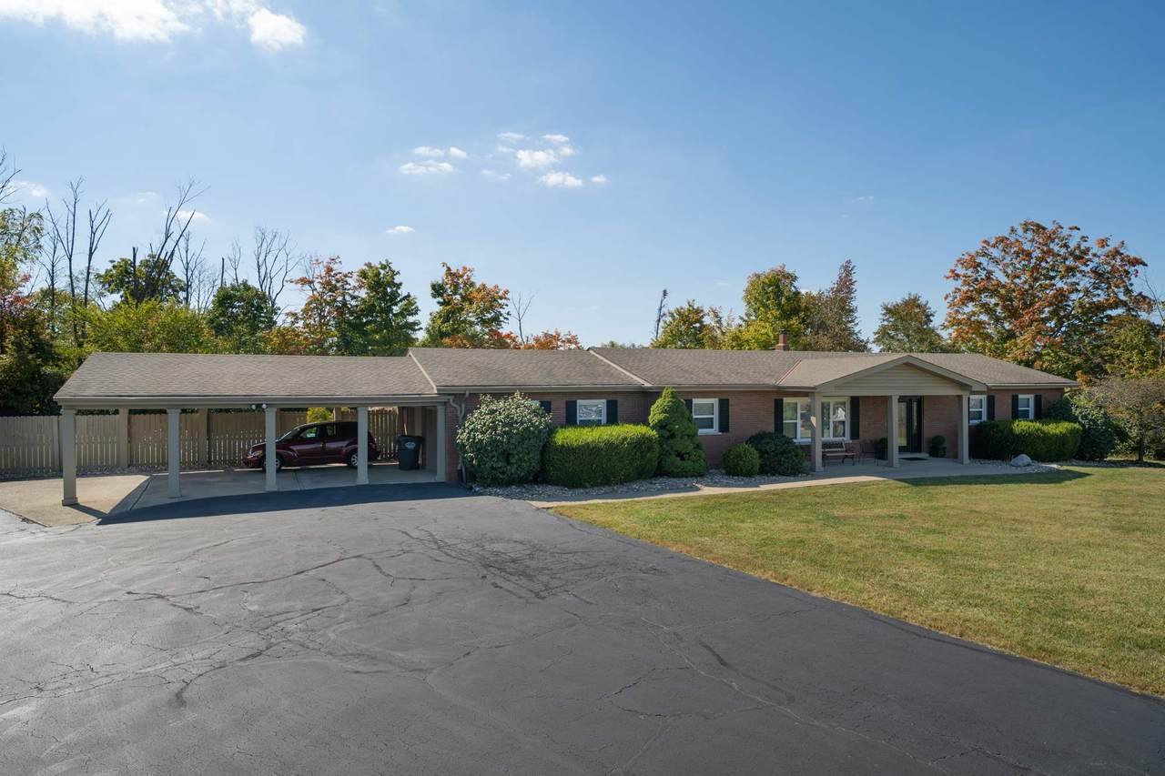527 Maher Road - Photo 1