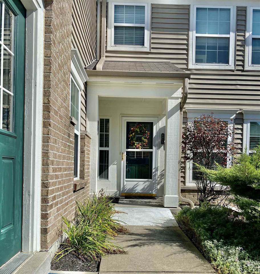 6015 Boulder View - Photo 1
