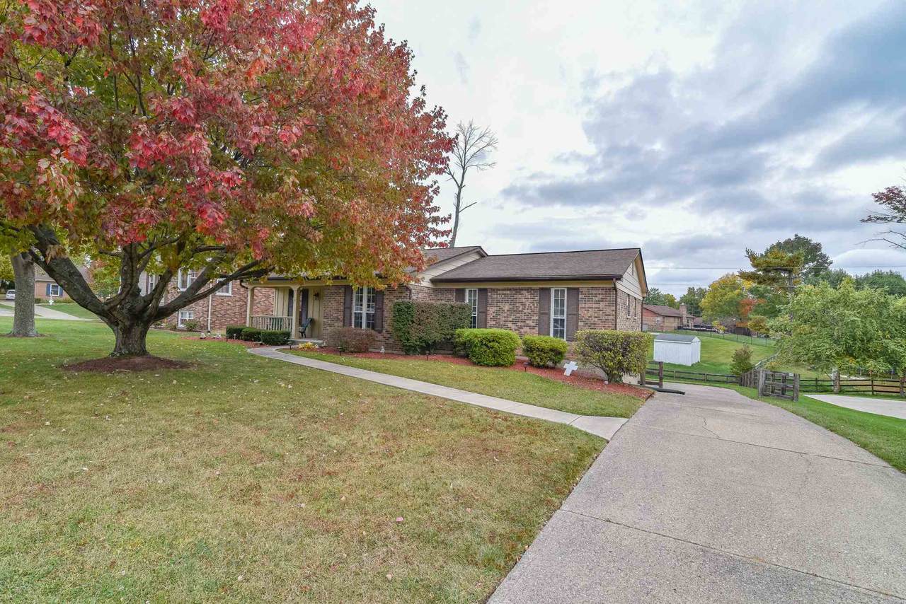 8870 Valley Circle Drive - Photo 1