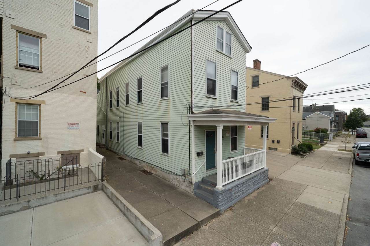 810 Philadelphia - Photo 1
