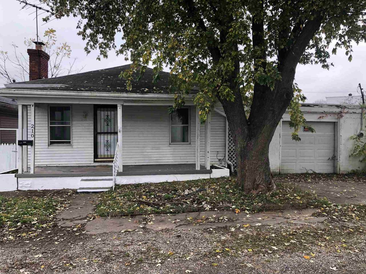 210 Harold Mason Lane - Photo 1