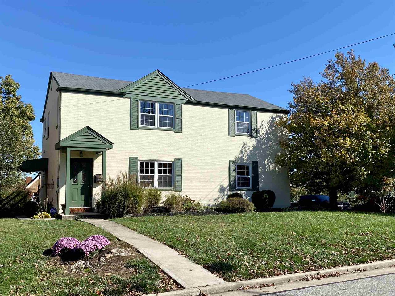 600 Rosemont Avenue - Photo 1