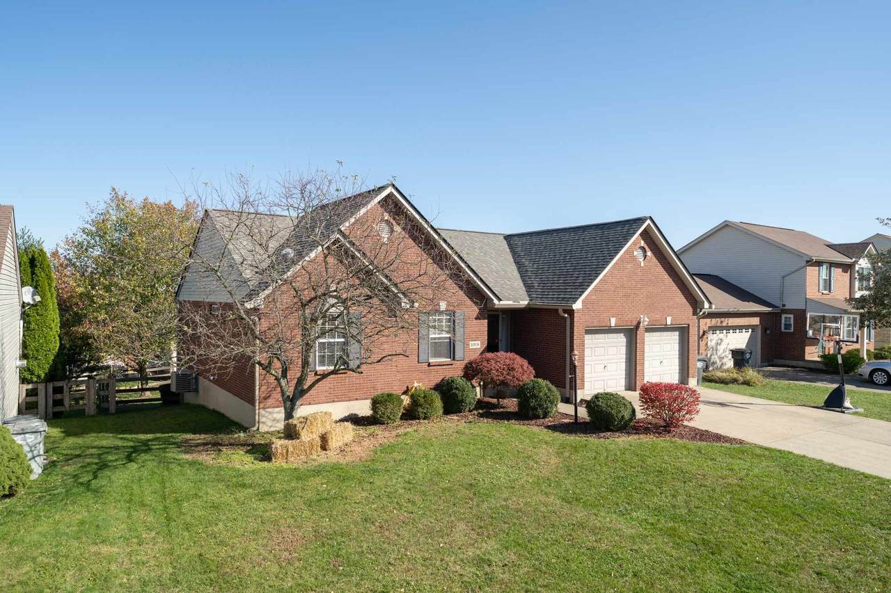 1018 Bloomfield Court - Photo 1